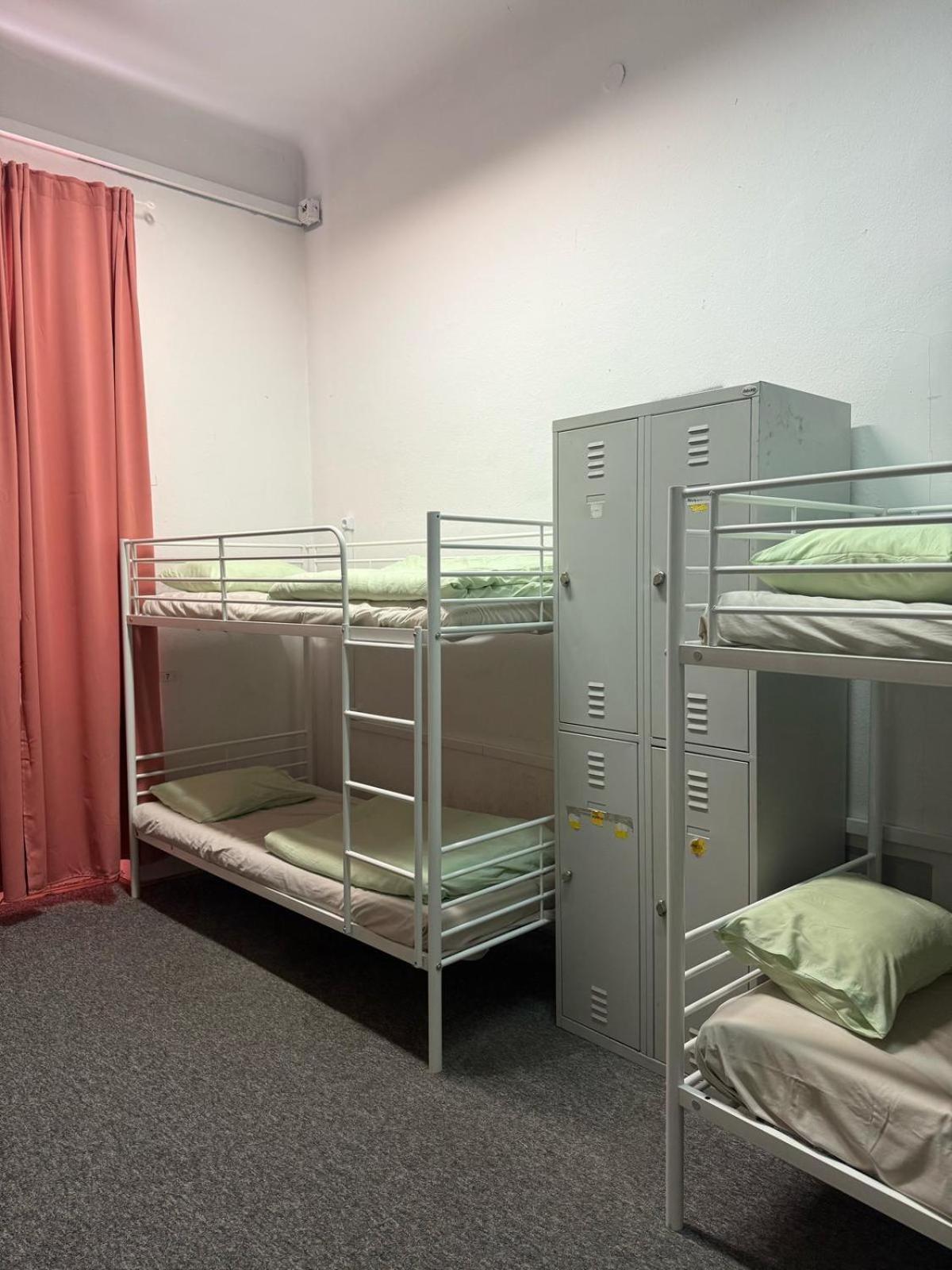 Kr Rest Hostel - Krakow — Photos 1